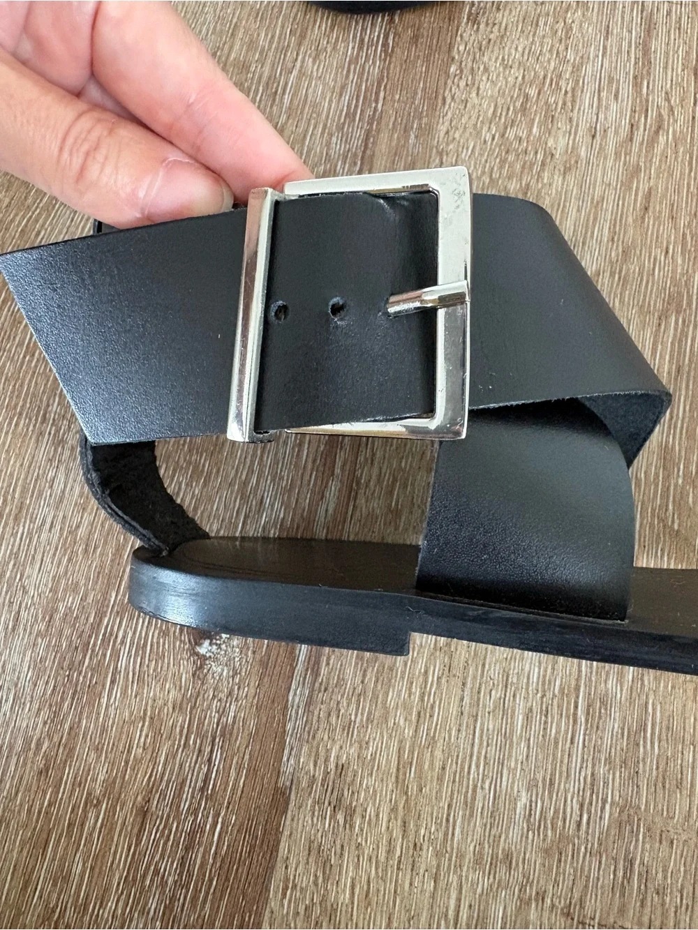 Zara EUC Black Leather Ankle-Strap Flat Sandals Sz: US 7| Minimalist, Chic - Picture 13 of 16